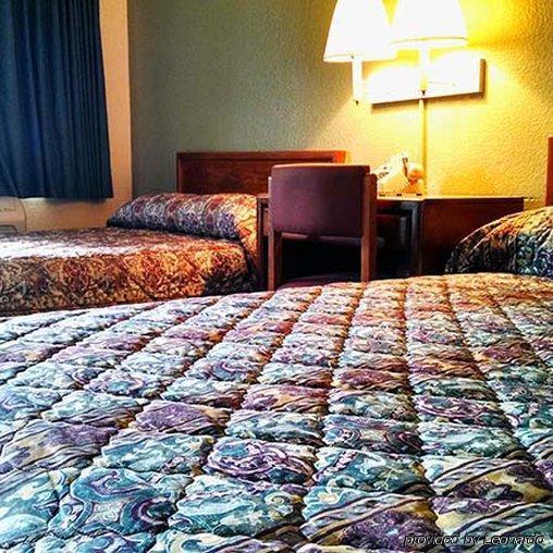 Masters Inn Atlanta - Doraville At I-85 & 285 Exterior foto